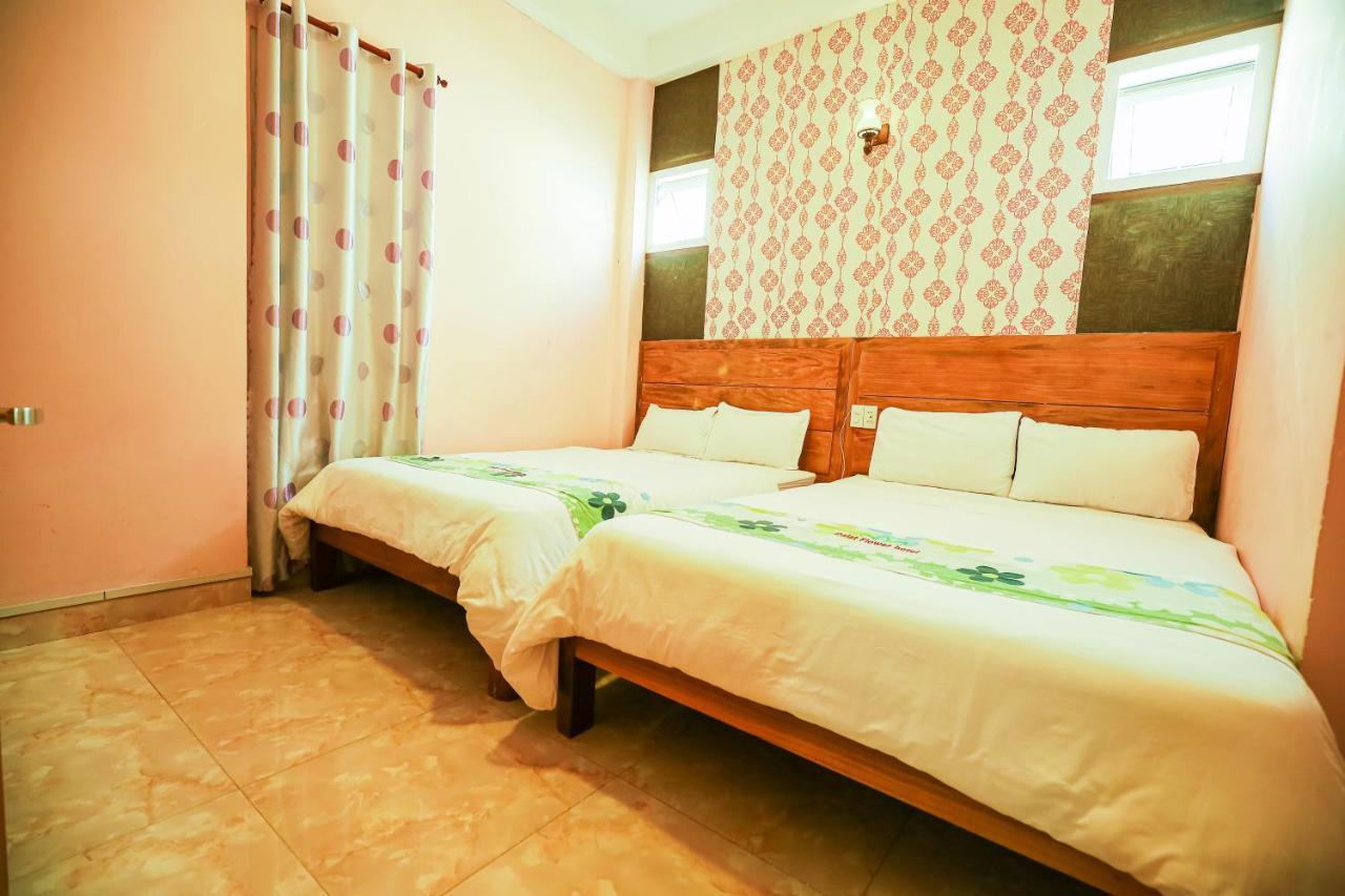 Dalat Flowery Hotel & Coffee Buitenkant foto